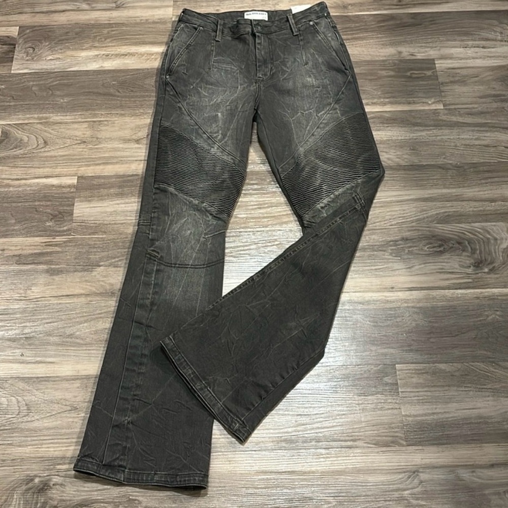 We The Free NWT Vector Moto Mid Rise Flare Jeans- Size 26 - Picture 3 of 7